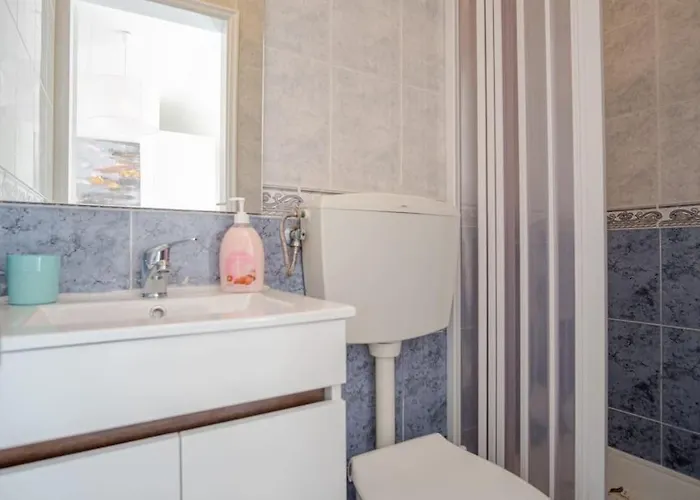 Milena's Bedroom Назаре