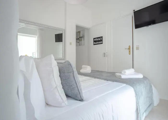 Апартаменты Milena's Bedroom Назаре