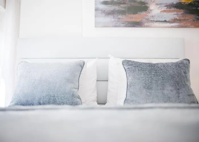 Апартаменты Milena's Bedroom Назаре